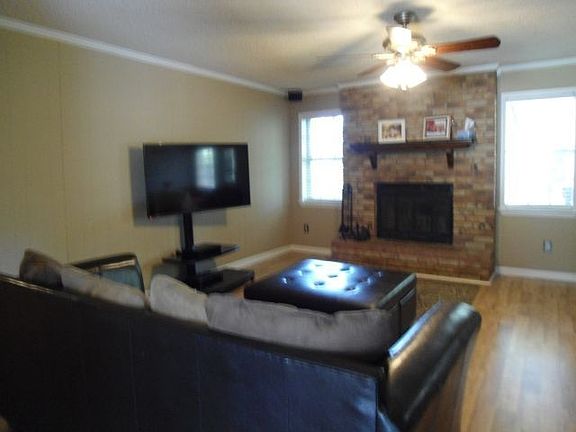 4th image of 5625 Penelope St