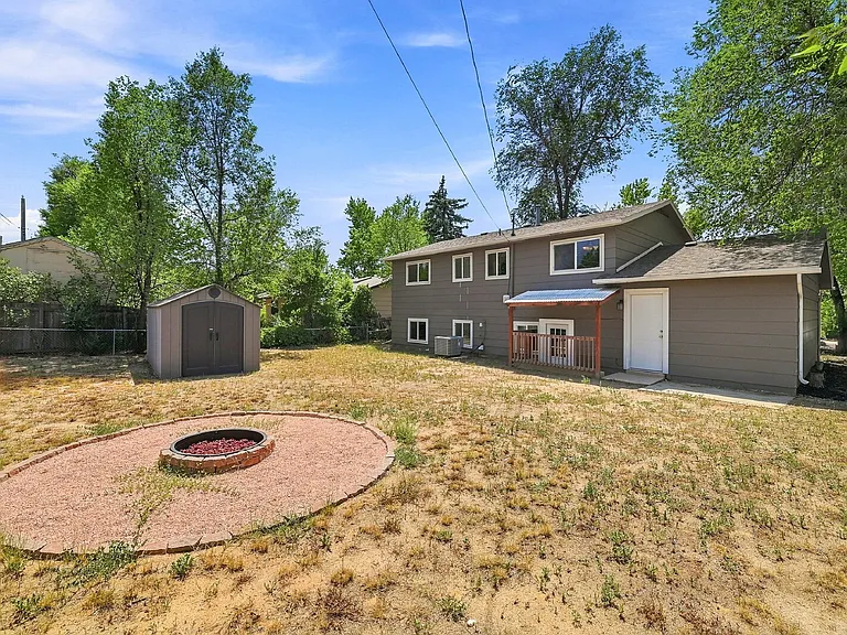 2523 Ember Dr — Photo 31
