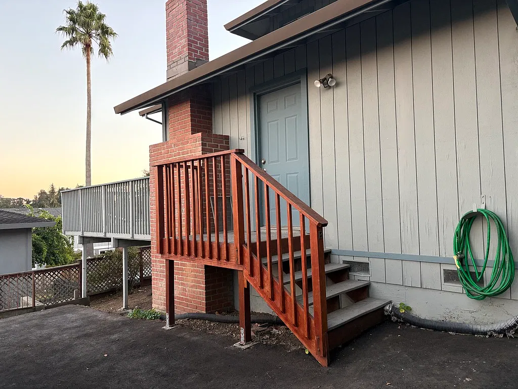 2 bed, 900 sqft, $2,800 — Photo 1