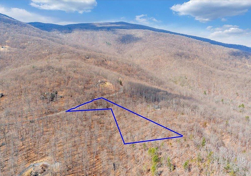 1st image of 756 Crawfords Climb