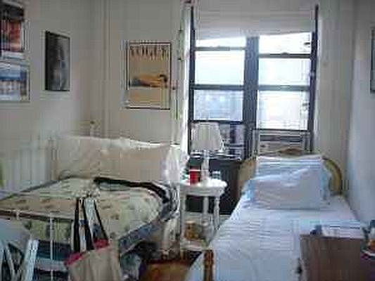 2nd image of 517 W 113th St #4SO