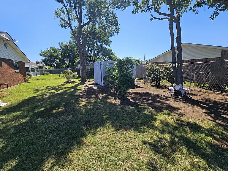7318 NW Andrews Ave — Photo 19