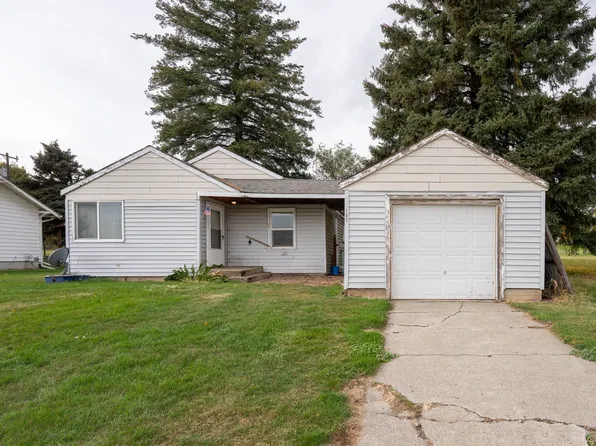102 Steptoe St, Colfax, WA 99111
