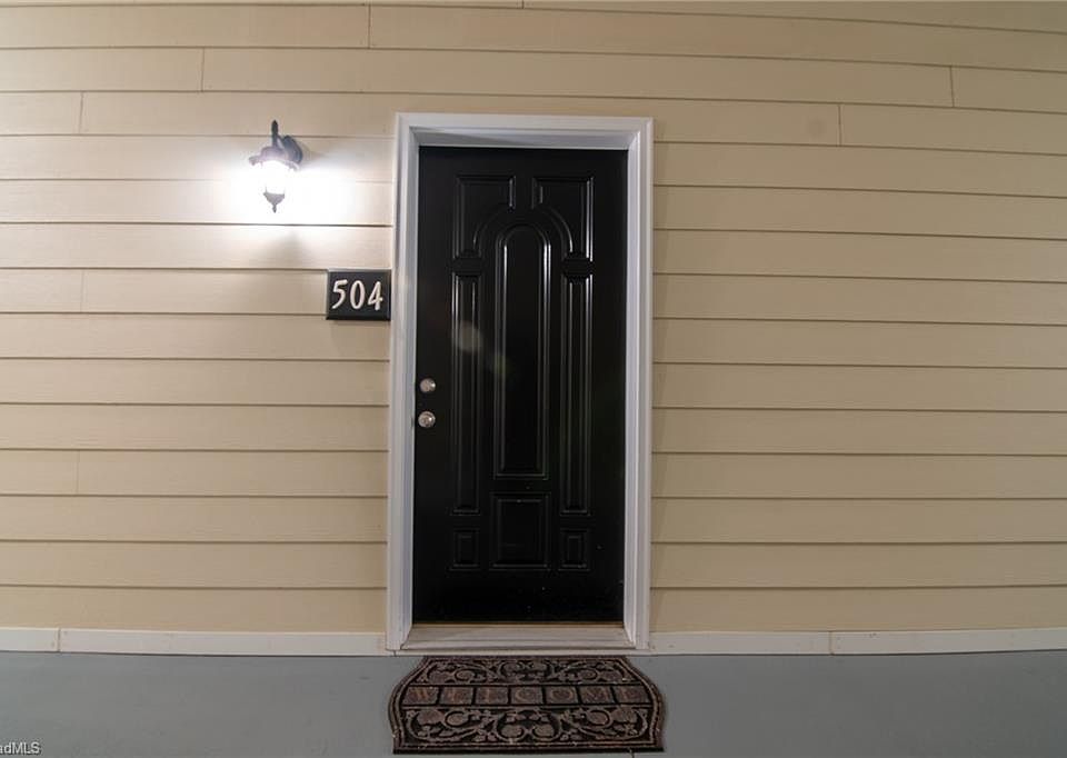 1st image of 40 Olde Beau Blvd #504