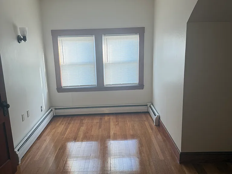 61 Kent St — Photo 12