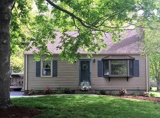 15 Brookside Dr, Foxboro, MA 02035