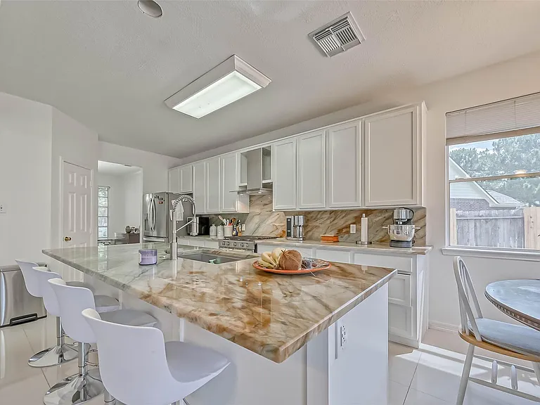 23826 Browndale Ct — Photo 19