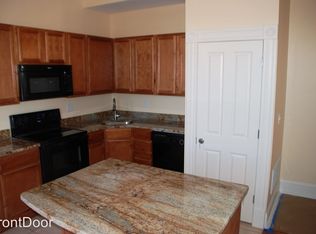4184 Manchester Ave, Saint Louis, MO 63110