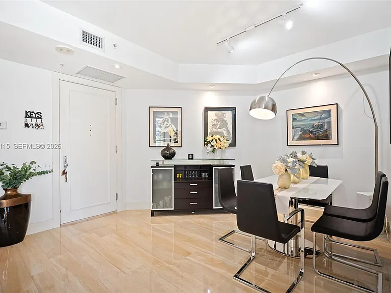 888 Brickell Key Dr #609 — Photo 4