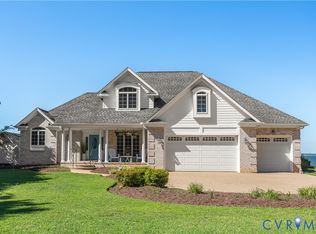 529 Stiff Ln, Deltaville, VA 23043