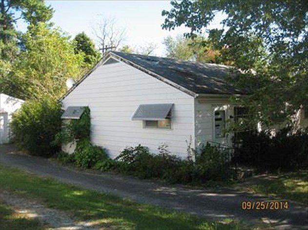2nd image of 104 June Ave