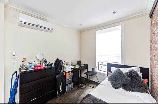 Rented by Jonis Realty | media 10