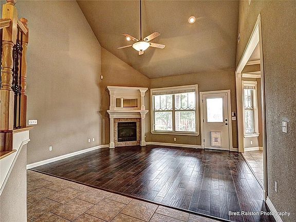 4th image of 5403 S Shearwood Dr