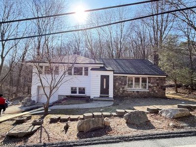 91 Germantown Rd, West Milford, NJ, 07480