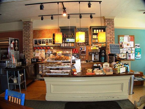 2nd image of 2887 Main Street