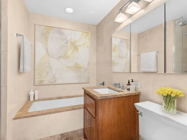 45 Park Avenue 1206 image 5 of 6