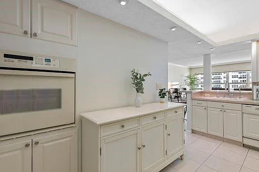 3550 Galt Ocean Dr #1805 — Photo 10