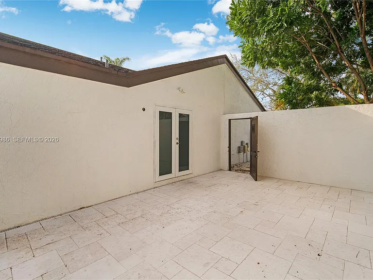 15250 SW 154th Ter #A — Photo 5
