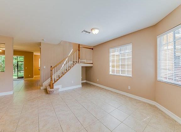 5th image of 10200 Olivewood Way Unit 42