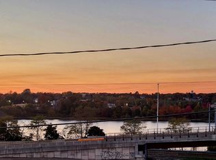 521 Lindsey St, Fall River, MA 02720