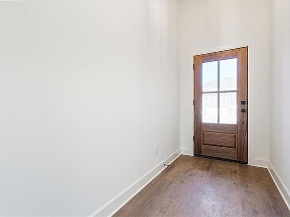 2nd image of 6911 SW High Meadow Blvd