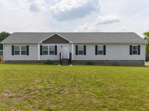 371 Price Ln, Pamplin, VA 23958