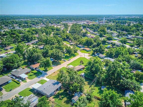 4th image of 3636 Teal Dr