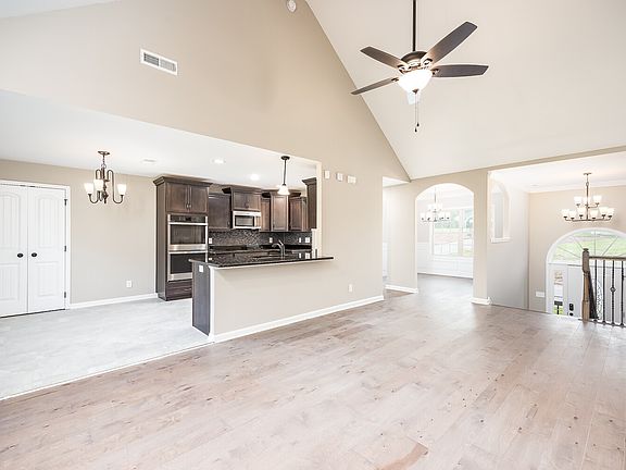 5th image of 83 The Oaks Lot 83