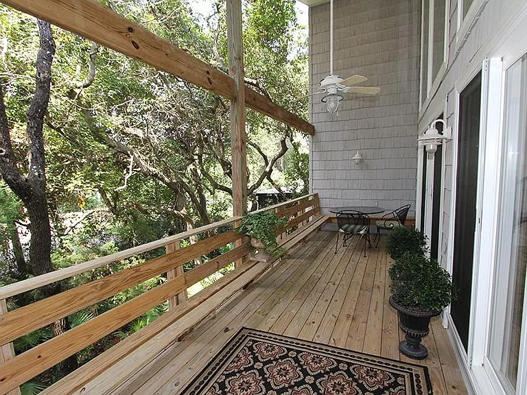 2379 Seminole Rd — Photo 14