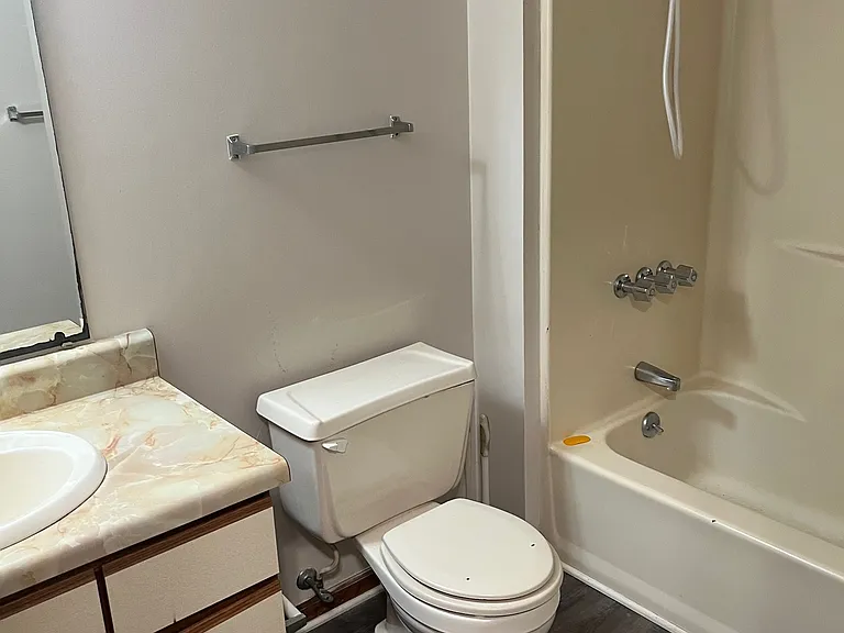 275 Willow Ct #39 — Photo 7