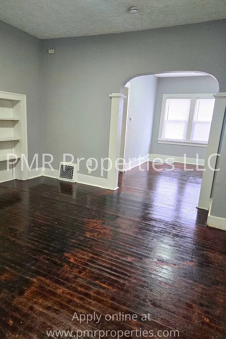 118 Platner Street — Photo 2
