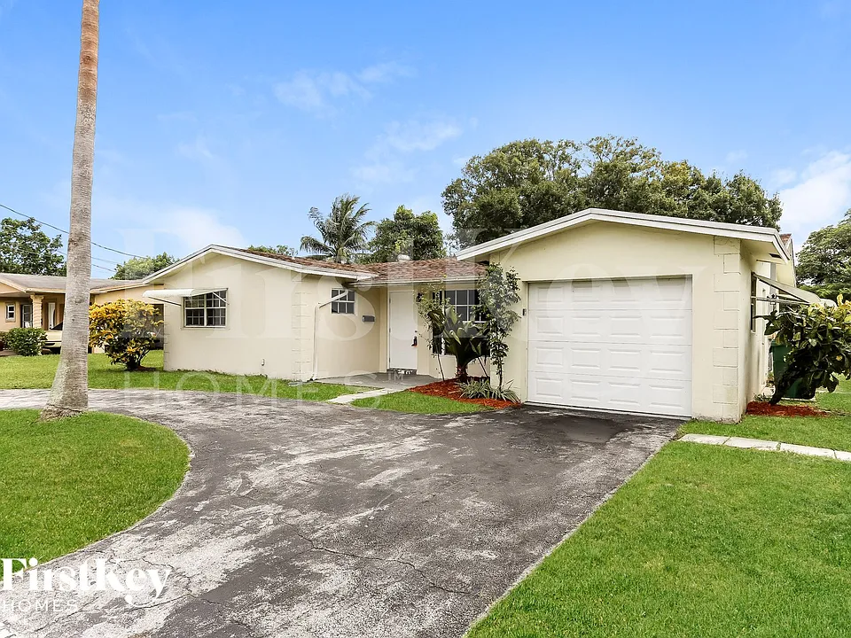 4460 NW 26th St