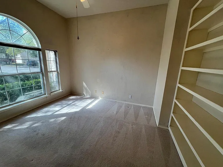 5340 Moon Shadow Dr — Photo 12