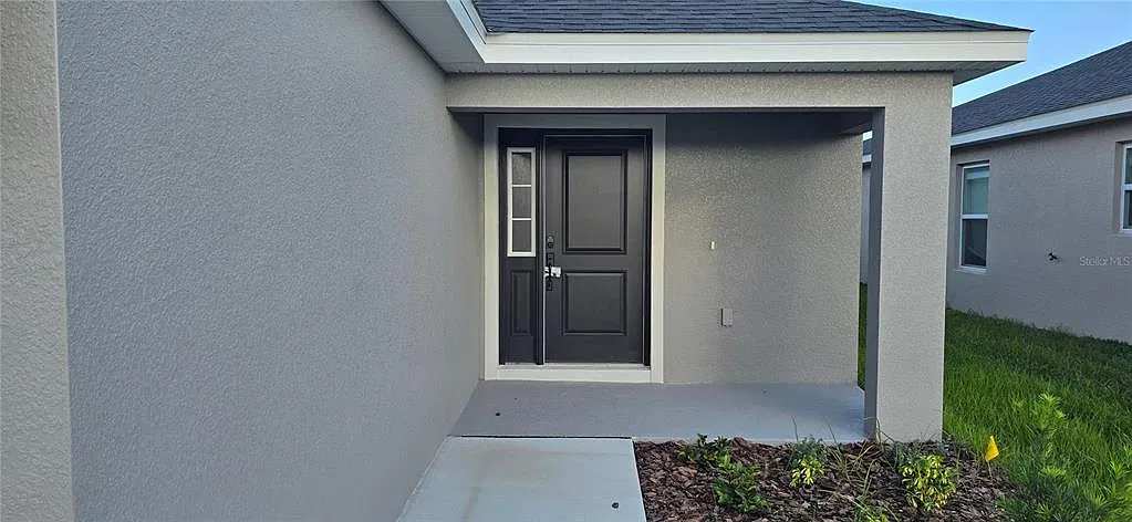 3 bed, 2.0 bath, 1479 sqft, $2,400 — Photo 3
