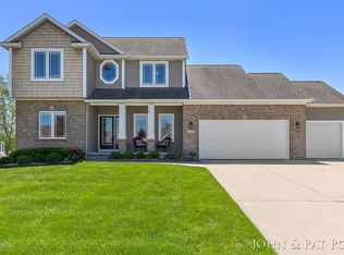 2350 Pleasant Pond Dr SW, Byron Center, MI 49315