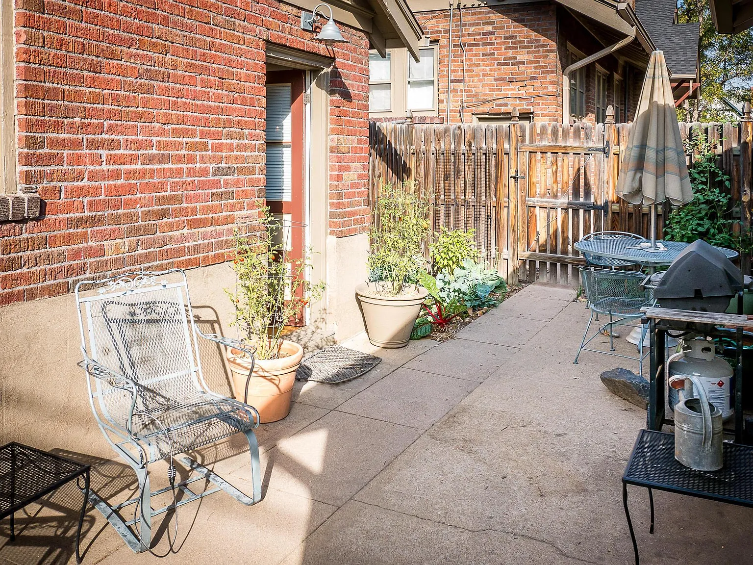 4243 Hooker Street — Photo 3