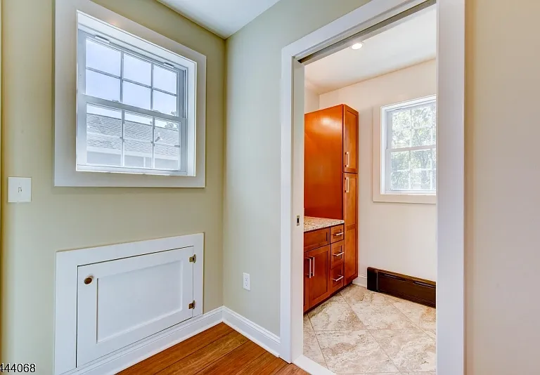 118 Bartine St — Photo 19