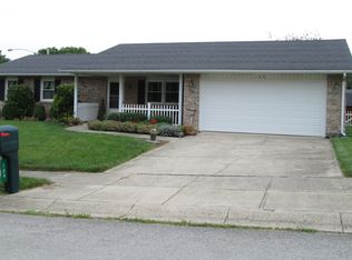 109 Ashlee Dr, Lewisburg, OH 45338