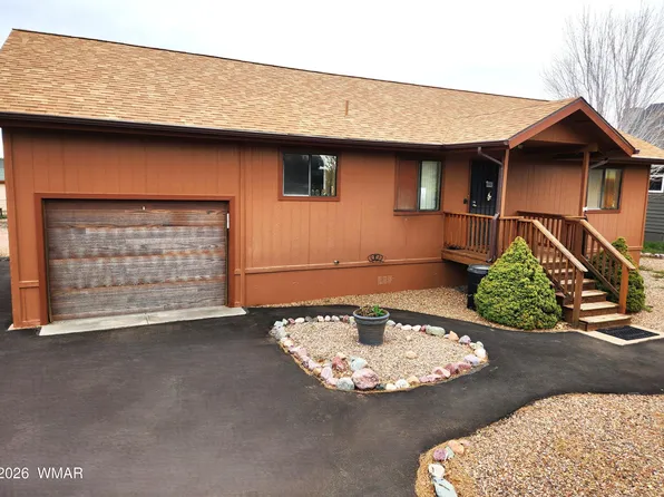 2214 Sitgreaves Dr, Overgaard, AZ 85933