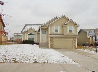8111 NE 98th Ter, Kansas City, MO 64157