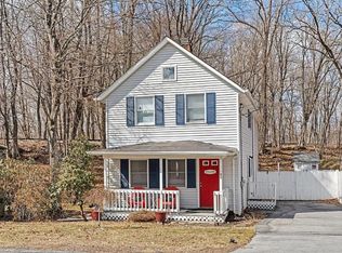 49 Smith Clove Rd, Central Valley, NY 10917