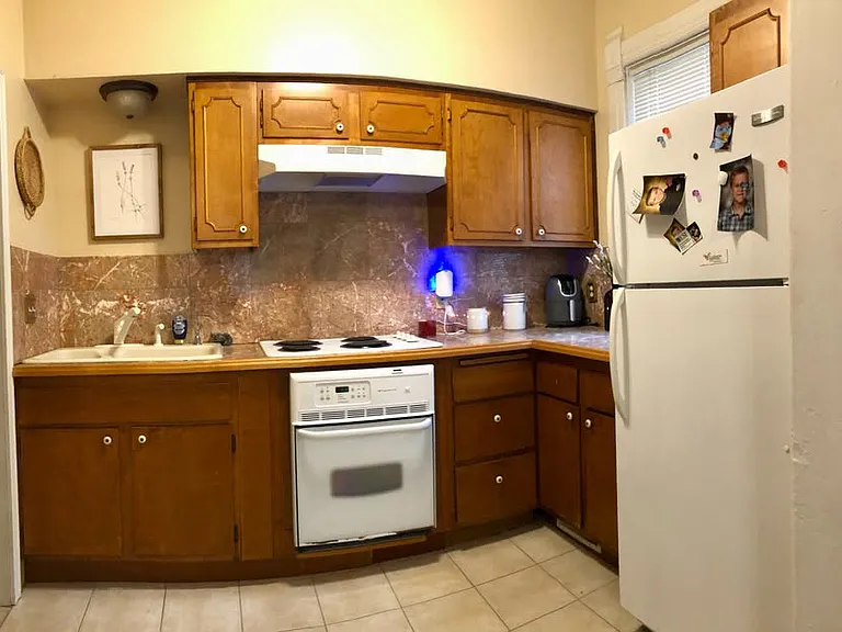 2222 Walnut St #3 — Photo 7