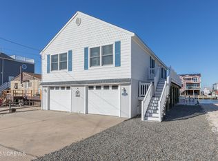 184 Flamingo Rd, Tuckerton, NJ 08087