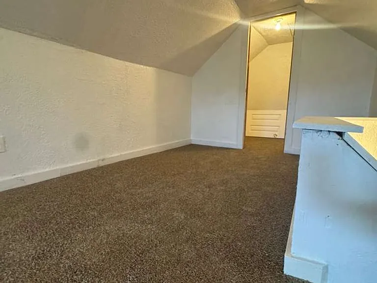 497 Lucy St — Photo 1