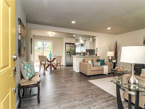 3rd image of 9501 Dekoven Dr SW