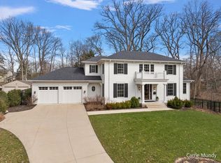 2725 Beechwood Dr SE, East Grand Rapids, MI 49506