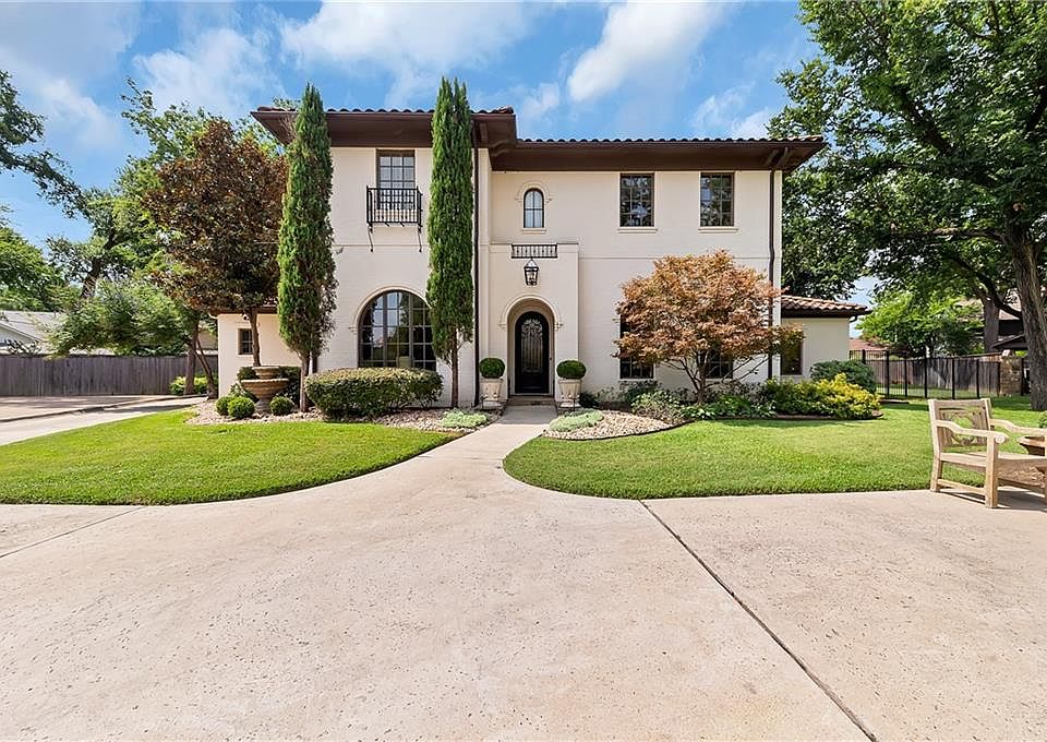 1st image of 2911 Rivergrove Ct