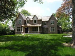 1035 Seminole Rd, Wilmette, IL 60091