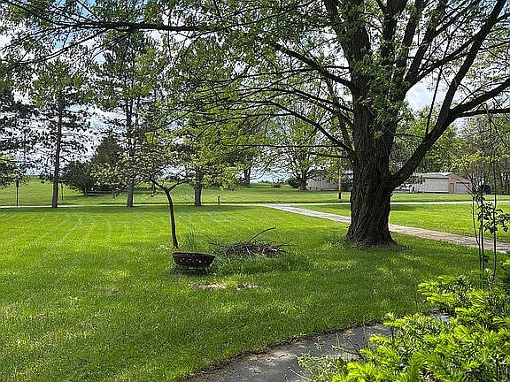4th image of 37670 Miller Rd