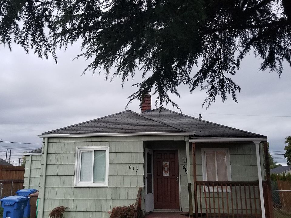 1st image of 817 E 62nd St